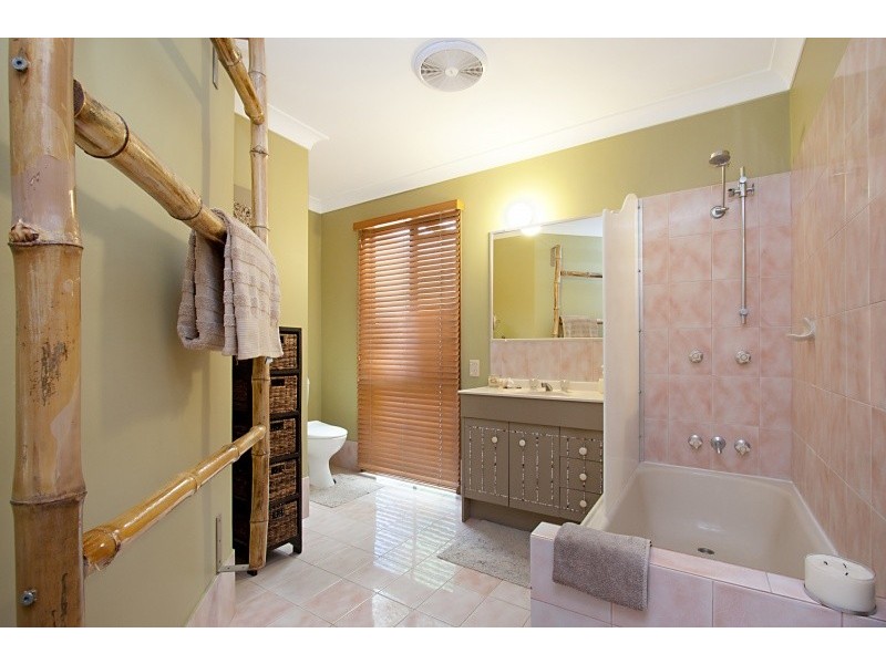 46 Lakeview Parade, Tweed Heads South NSW 2486