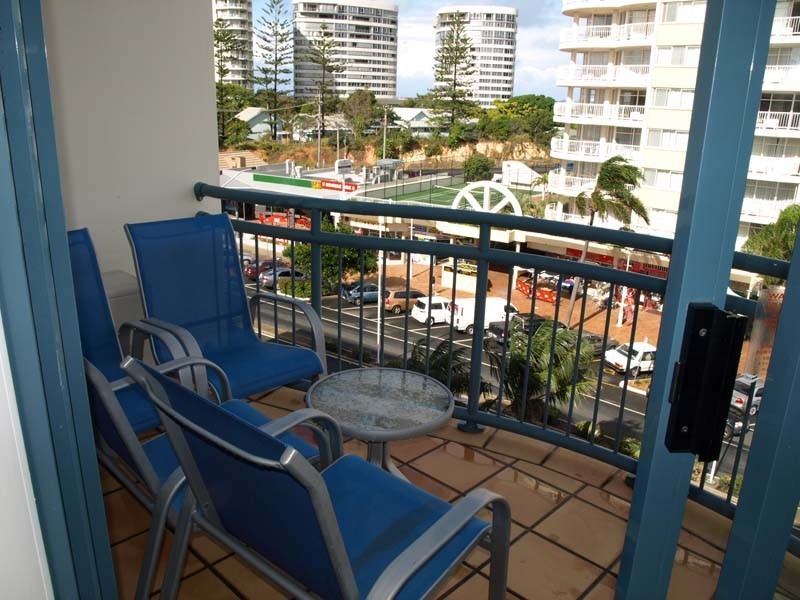 432/87 Griffith Street Calypso Plaza, Coolangatta QLD 4225