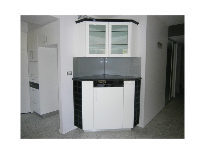 301 Kirkwood Road – PINEHURST APARTMENTS, Tweed Heads South NSW 2486