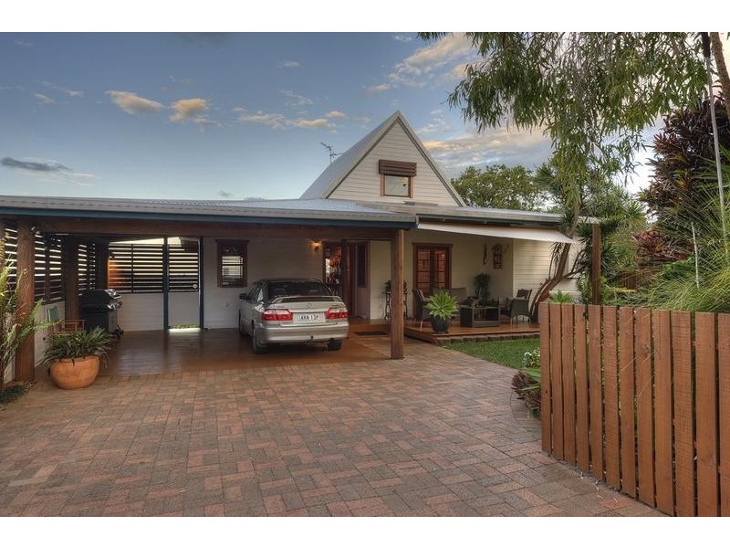 51 Hillcrest Avenue, Tweed Heads South NSW 2486