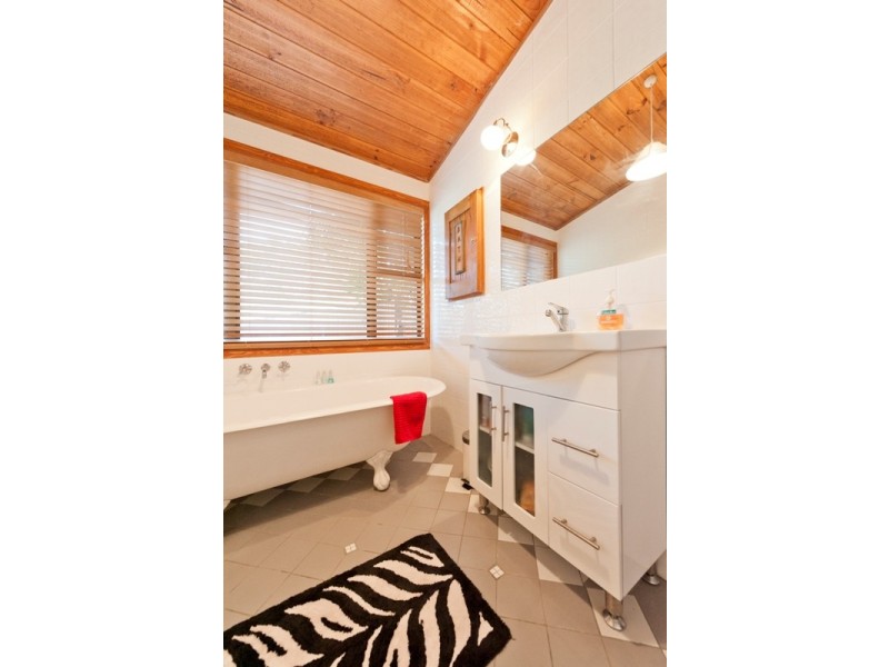 51 Hillcrest Avenue, Tweed Heads South NSW 2486