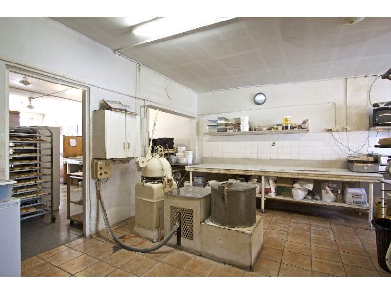 16 Philippine Pde, Palm Beach QLD 4221