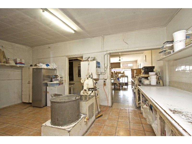 16 Philippine Pde, Palm Beach QLD 4221