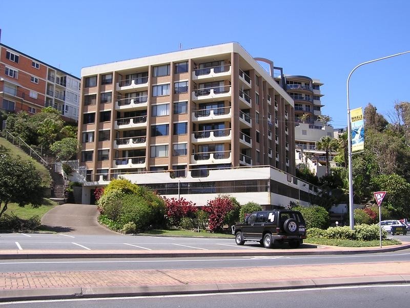 8/22 Marine Parade, Kirra QLD 4225