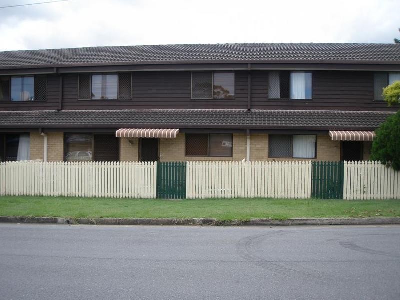 4/8 Bolton Street, Kirra QLD 4225