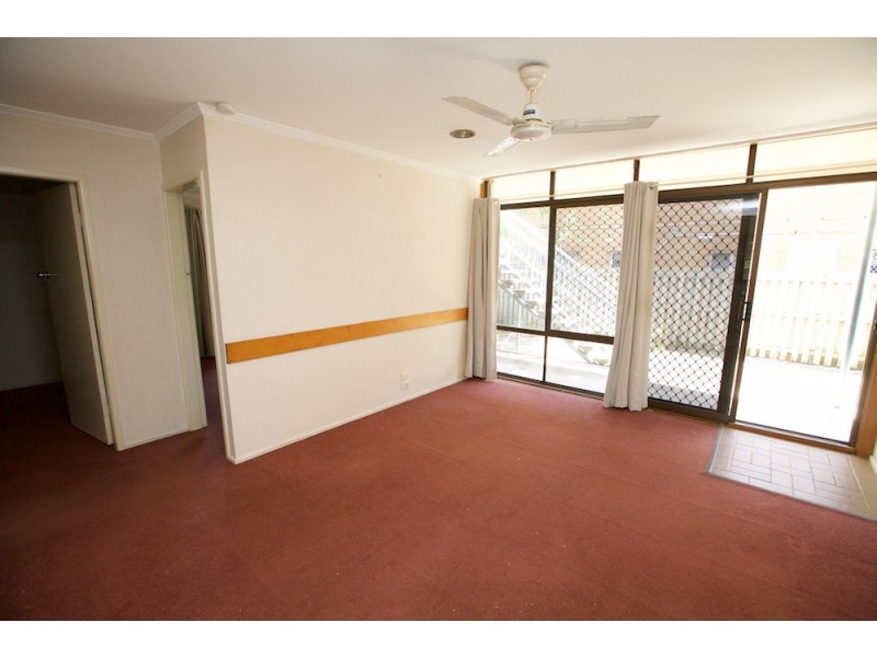 4/18 Haig Street, Kirra QLD 4225