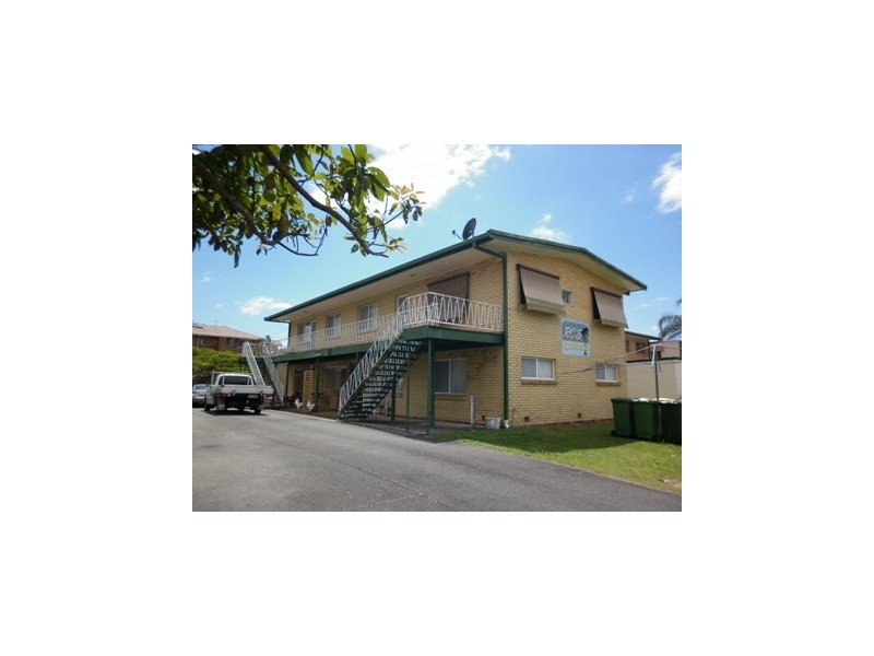 2/73 Coolangatta Road, Kirra QLD 4225