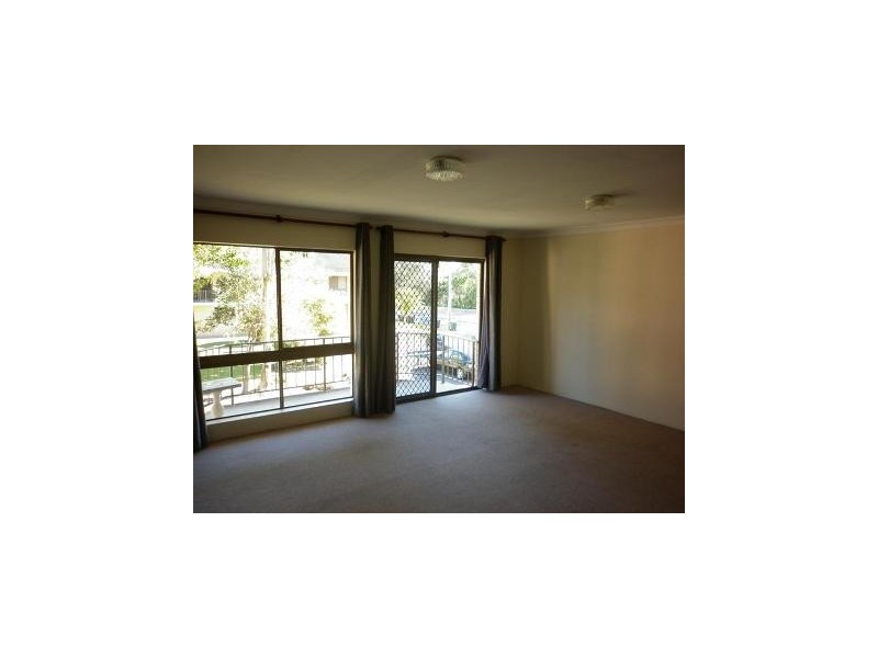 2/42 Drydock Road, Tweed Heads South NSW 2486