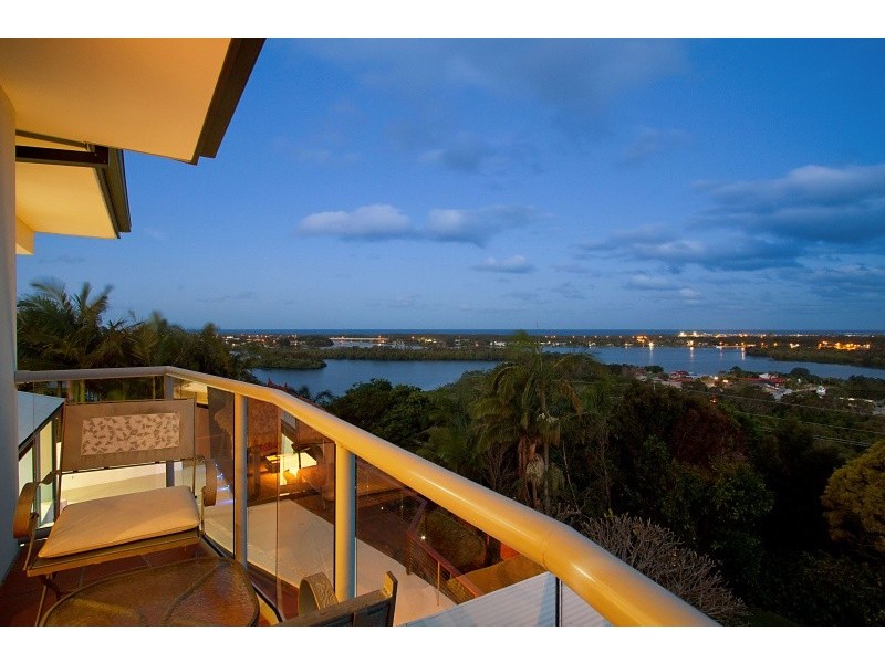 22 Bluehaze Crescent, Banora Point NSW 2486