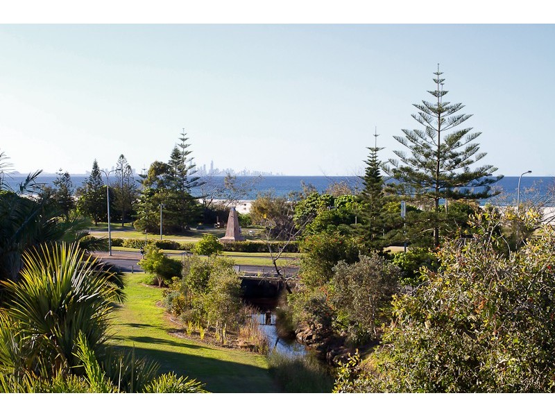 10/9 ‘South Beach Apartments’ South Street, Kirra QLD 4225