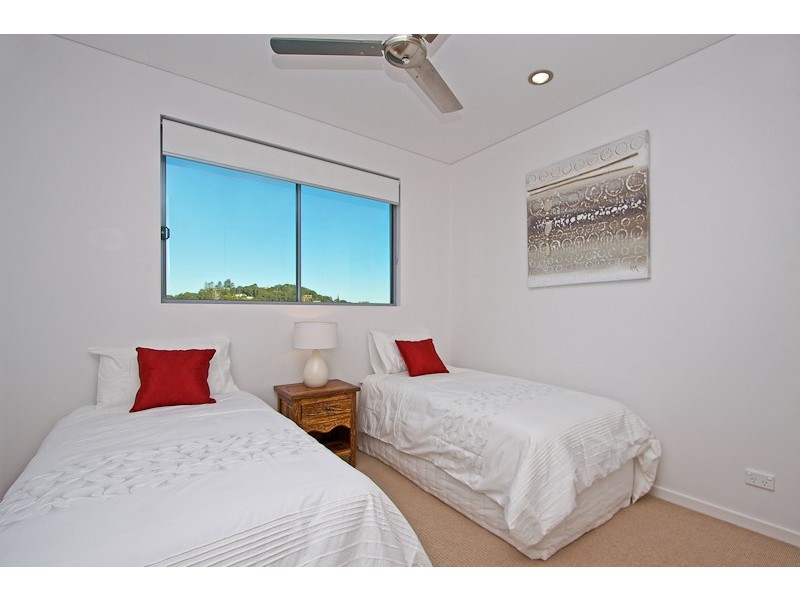 10/9 ‘South Beach Apartments’ South Street, Kirra QLD 4225