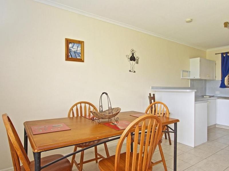 6/39 Coolangatta Road, Kirra QLD 4225