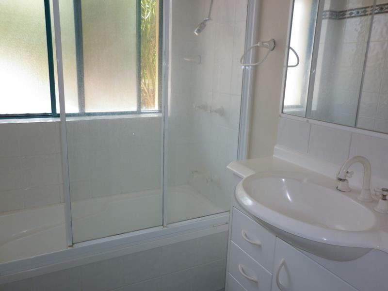 12/40 Rutledge Street, Coolangatta QLD 4225