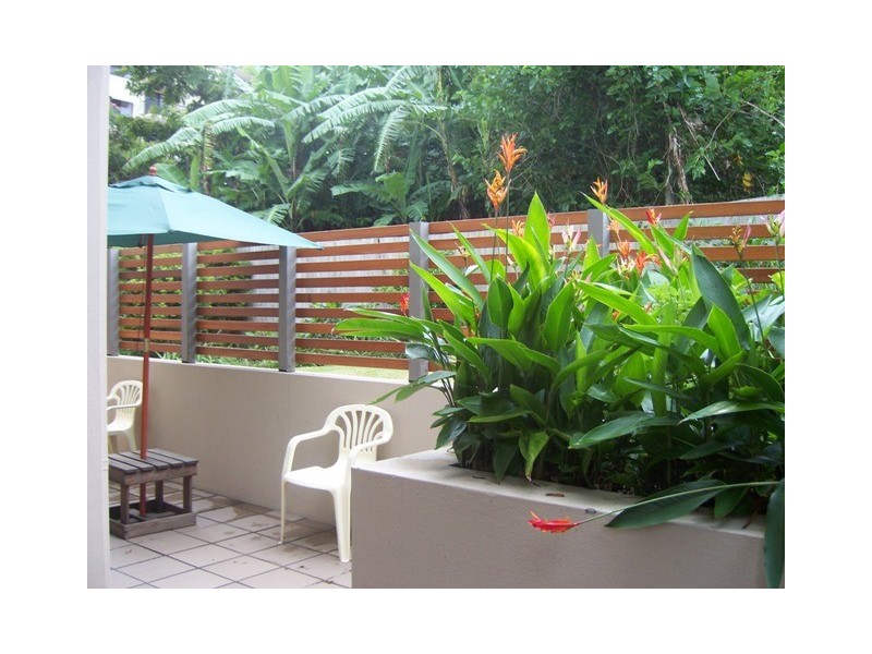 3/77 McLean Street, Coolangatta QLD 4225