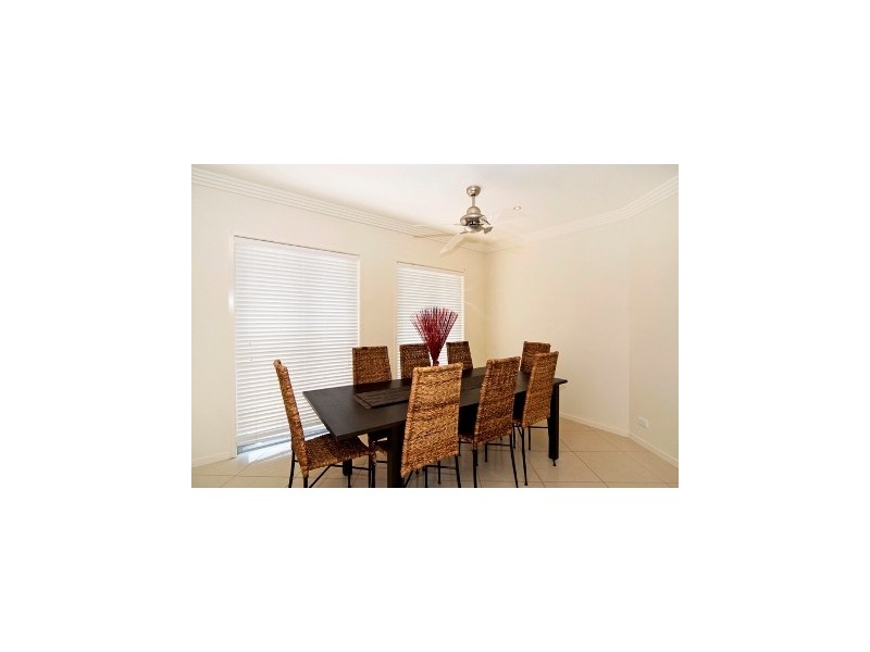 1/13 Lord St, Kirra QLD 4225