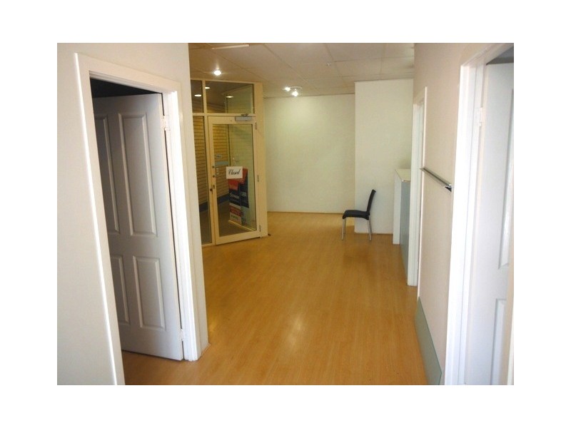 2/82 Griffith Street, Coolangatta QLD 4225