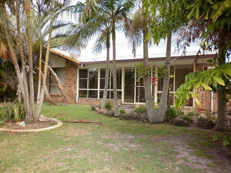 14 Ti Tree Avenue, Cabarita Beach NSW 2488