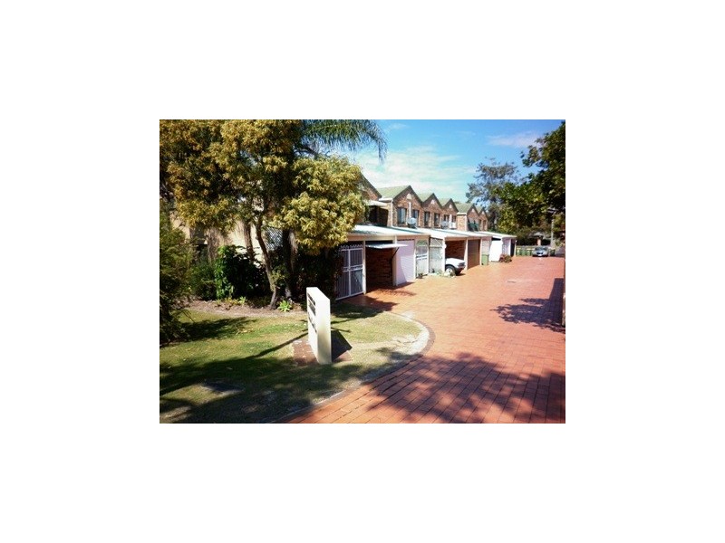 3/60 Coolangatta Road, Kirra QLD 4225