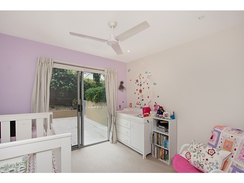 2/50 Miles St ‘Kirra Breaks’, Kirra QLD 4225
