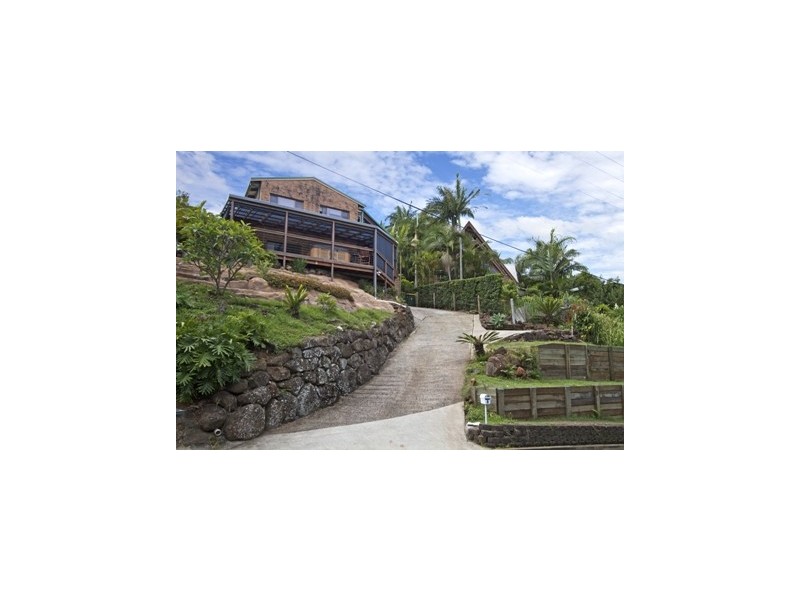 8 Broadwater Espl., Bilambil Heights NSW 2486