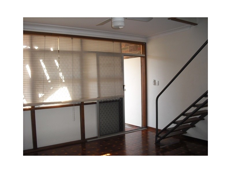 4/3 George Street, Kirra QLD 4225