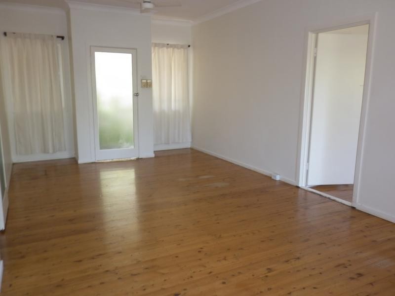 2/11 Douglas Street, Kirra QLD 4225
