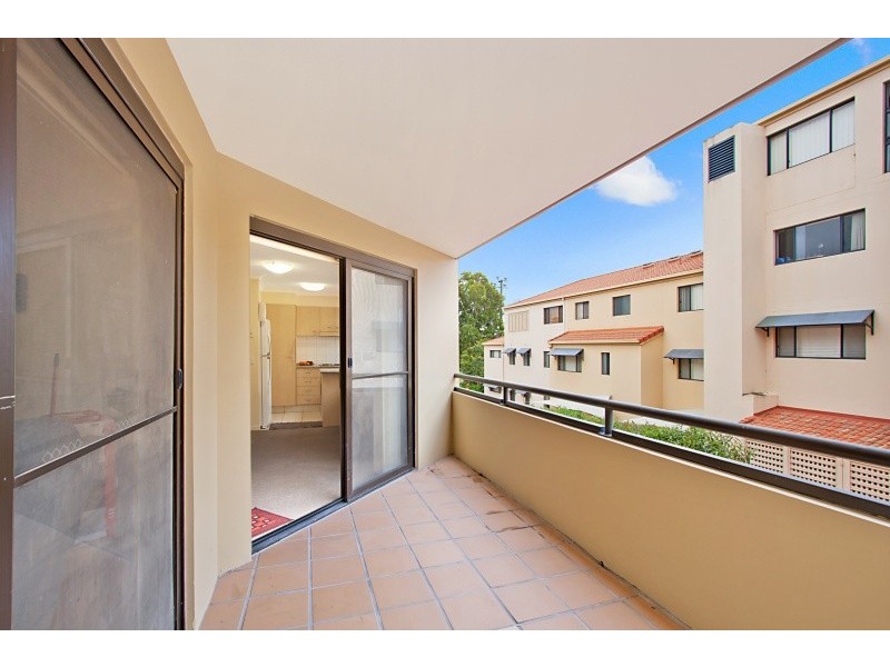 6/33 Dixon Street ‘Parkside View’, Coolangatta QLD 4225