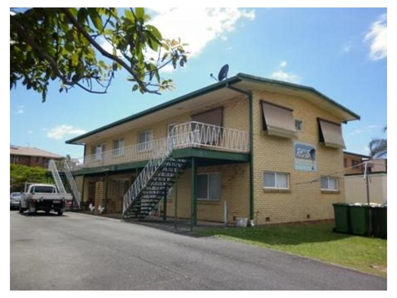 2/73 Coolangatta Road, Kirra QLD 4225