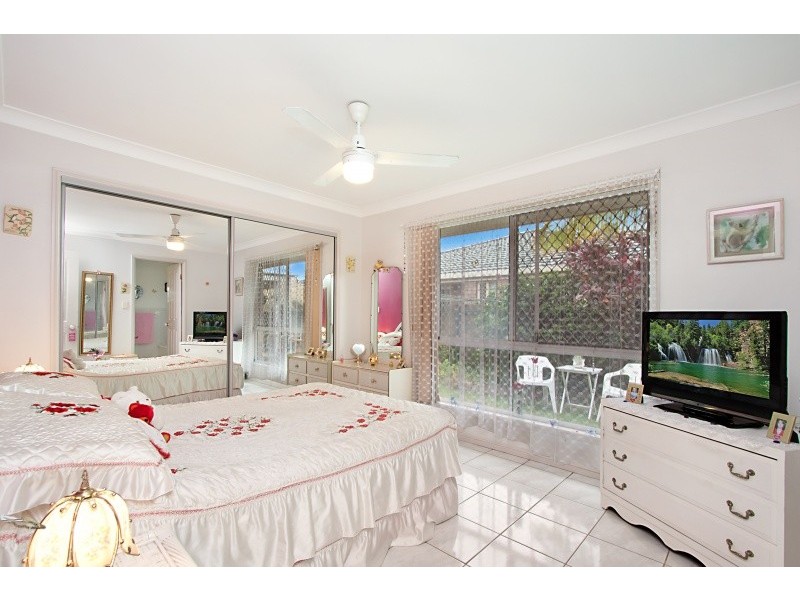 1/11 Covent Gardens Way, Banora Point NSW 2486