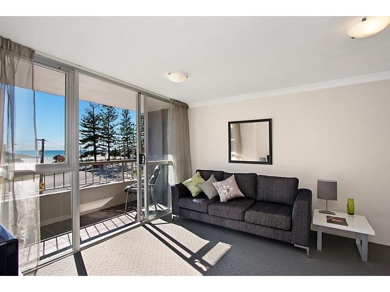 4/3 Ward Street Eden Tower, Rainbow Bay QLD 4225