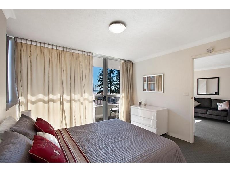 4/3 Ward Street Eden Tower, Rainbow Bay QLD 4225