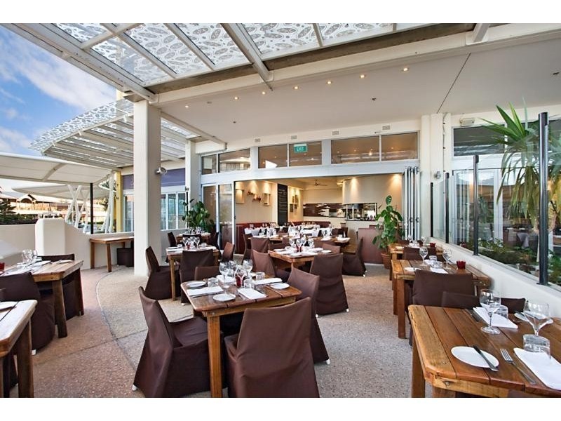 4/42 Marine Parade, Coolangatta QLD 4225