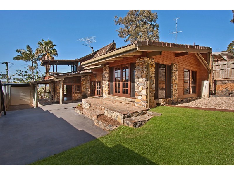 104 Broadwater Esplanade, Bilambil Heights NSW 2486