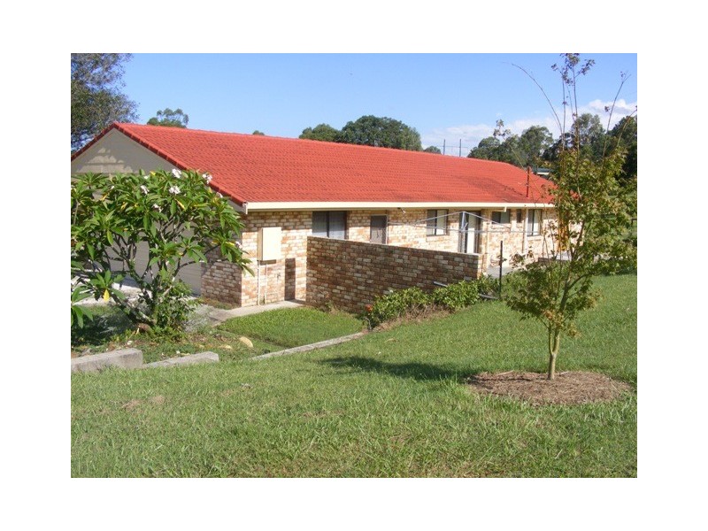 6 Ruth Terrace, Oxenford QLD 4210