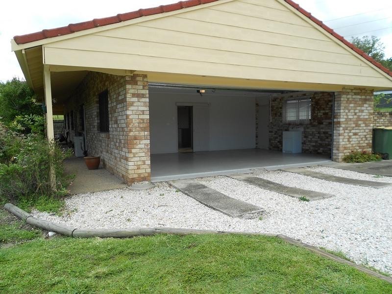 6 Ruth Terrace, Oxenford QLD 4210