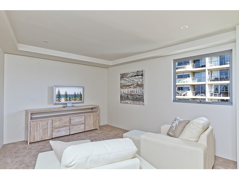 16 Eden Ave ‘Maili’, Rainbow Bay QLD 4225