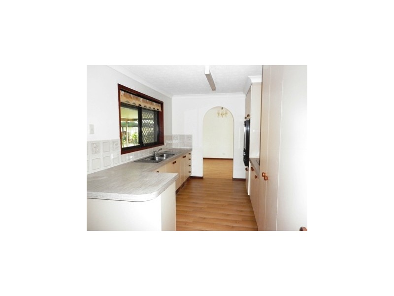3 Pinon Close, Elanora QLD 4221