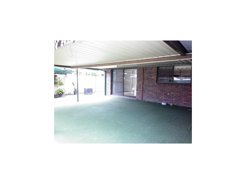 3 Pinon Close, Elanora QLD 4221