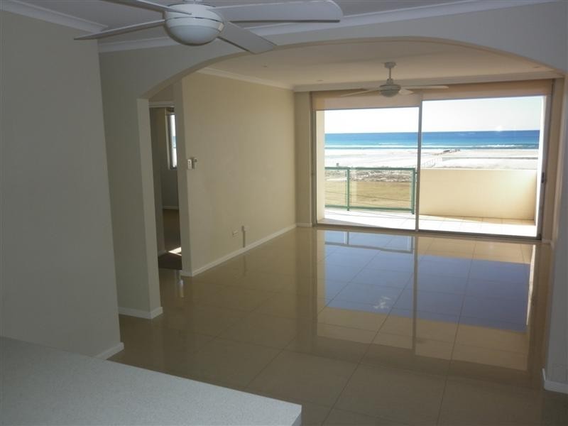 15/9 Musgrave Street Toorak Court, Kirra QLD 4225