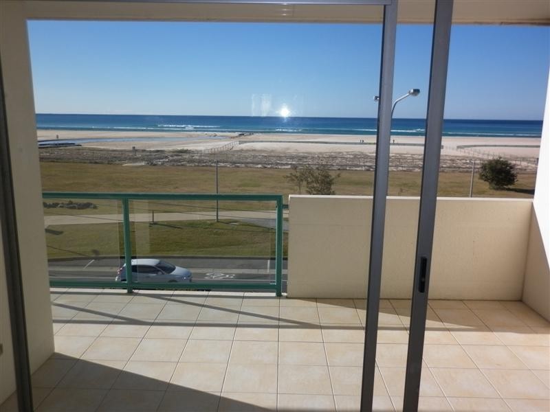 15/9 Musgrave Street Toorak Court, Kirra QLD 4225