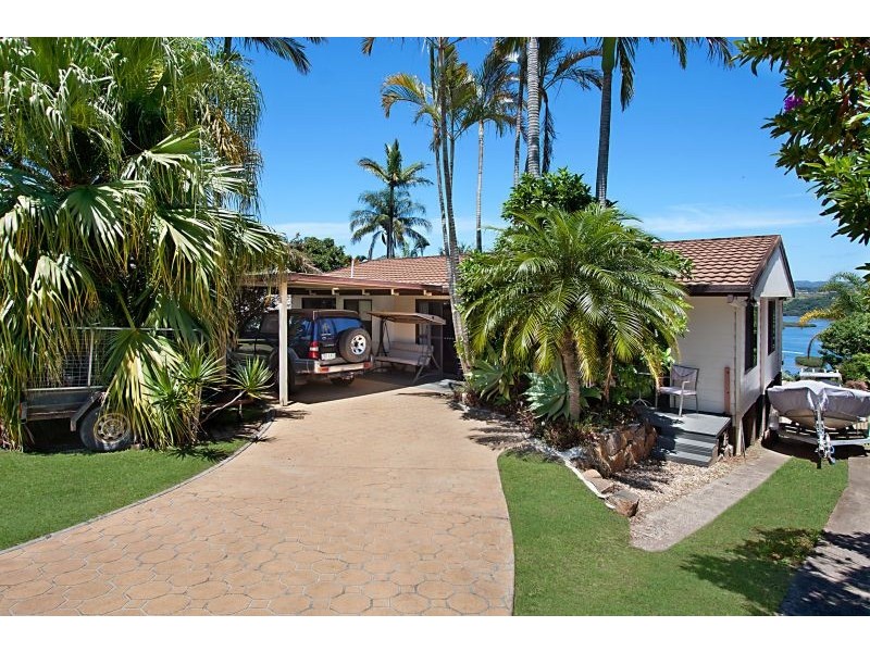 66 Hillcrest Avenue, Tweed Heads South NSW 2486