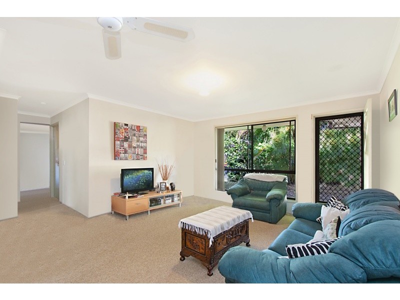 2/73 Covent Gardens Way, Banora Point NSW 2486