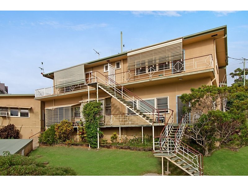 2/28 Hill Street Point Danger Lodge’, Rainbow Bay QLD 4225