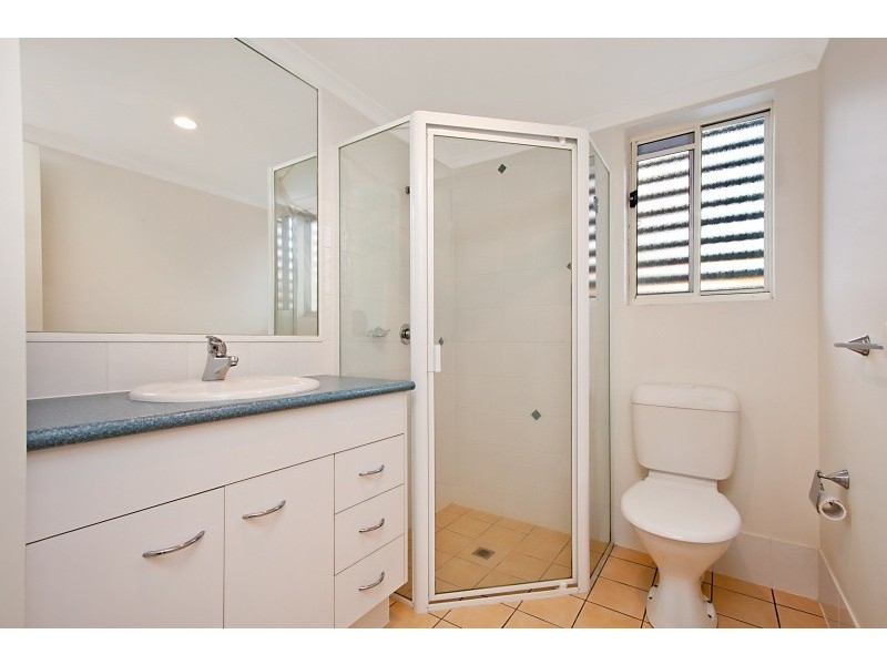 5/48 Coolangatta Road, Kirra QLD 4225