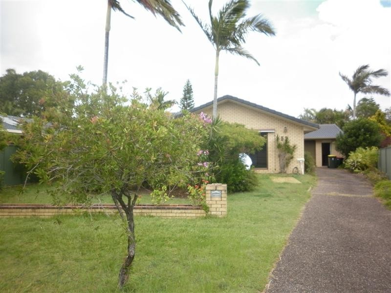 52 Bambaroo Crescent, Tweed Heads NSW 2485