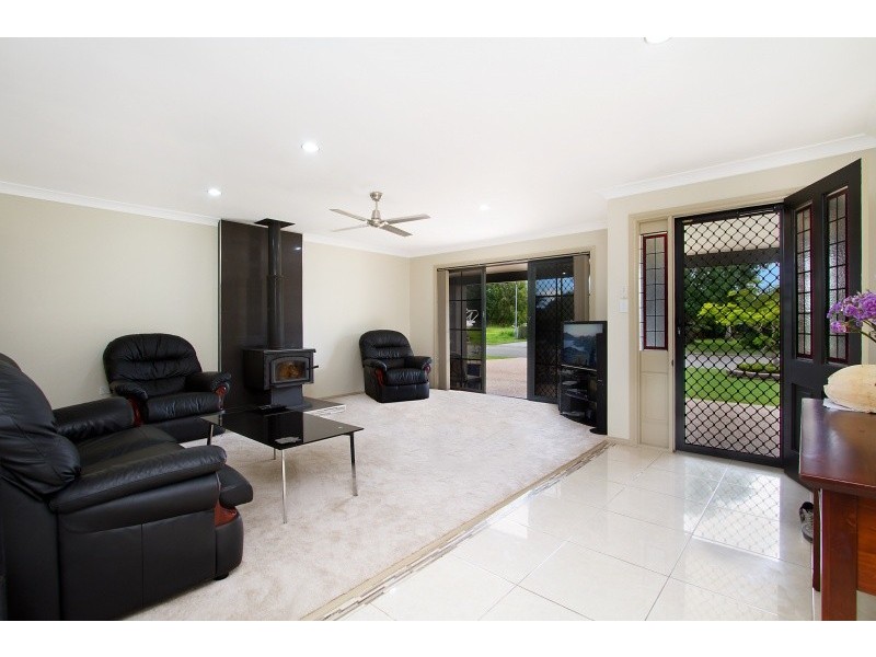 101 Old Ferry Road, Banora Point NSW 2486