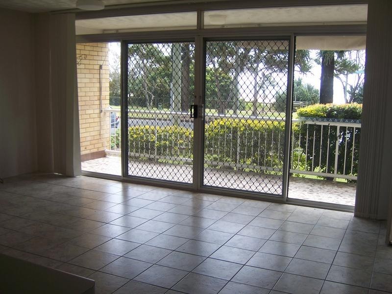 2/44 Pacific Pde San Chelsea, Bilinga QLD 4225