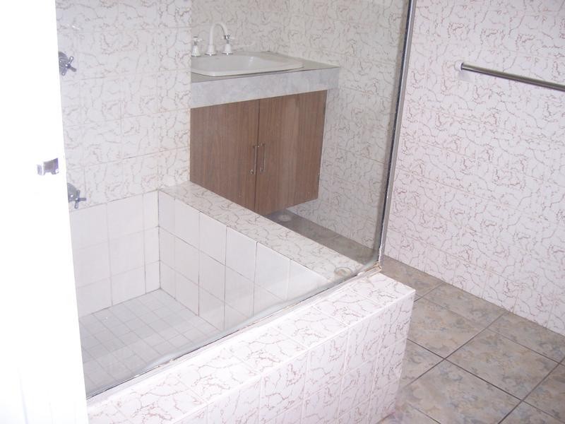 2/44 Pacific Pde San Chelsea, Bilinga QLD 4225