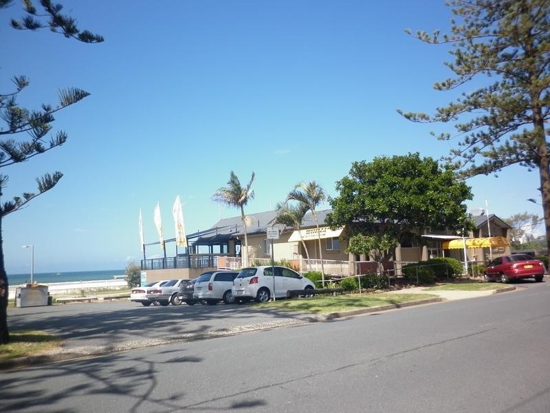 2/44 Pacific Pde San Chelsea, Bilinga QLD 4225