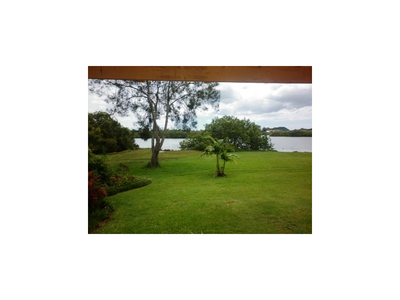1/7 Sunset Blvd, Tweed Heads West NSW 2485